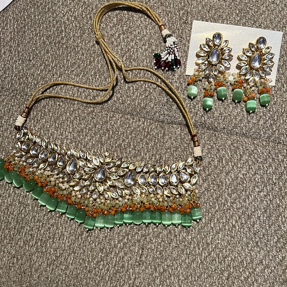 Kundan and meenakari earring necklace set